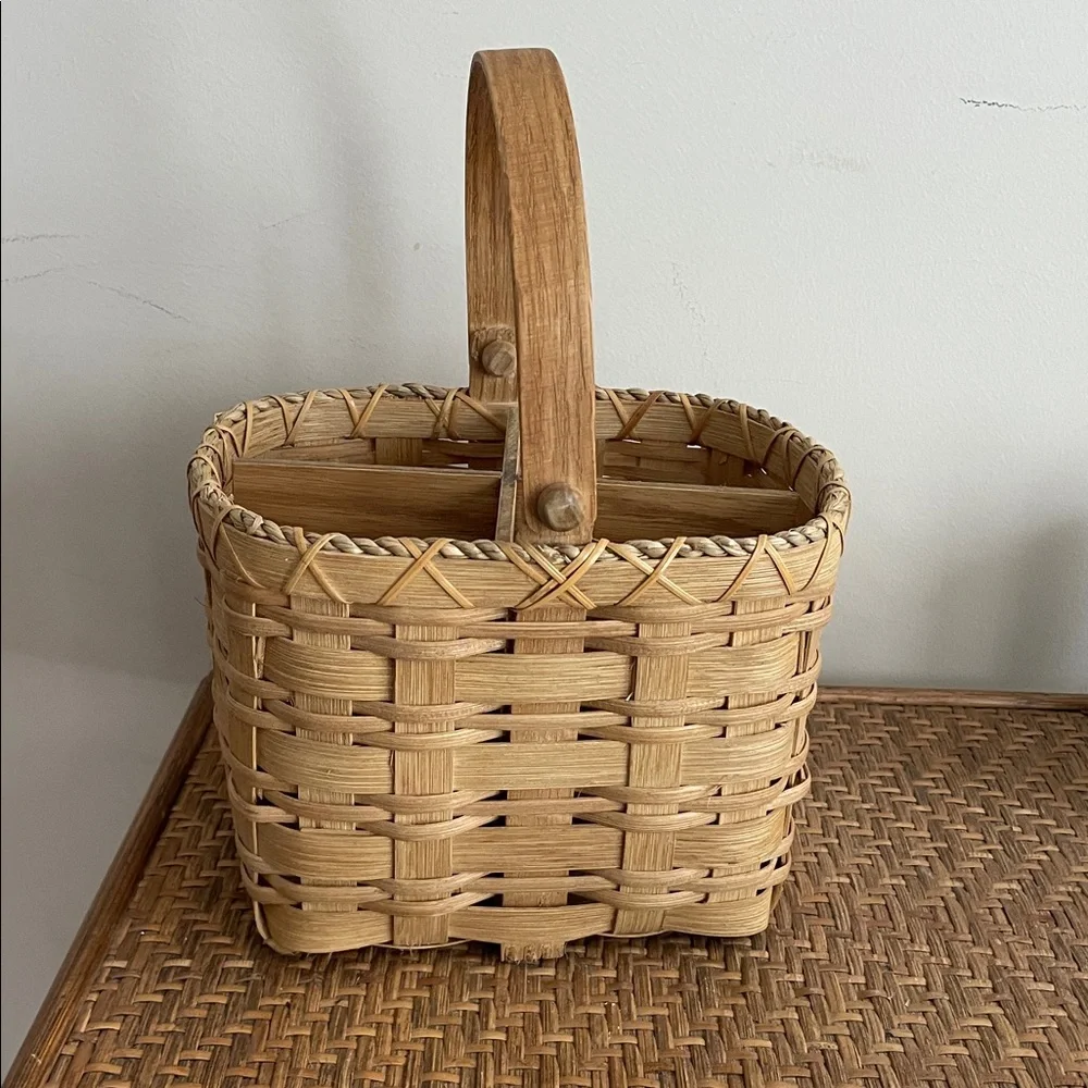 Artisan vintage hand